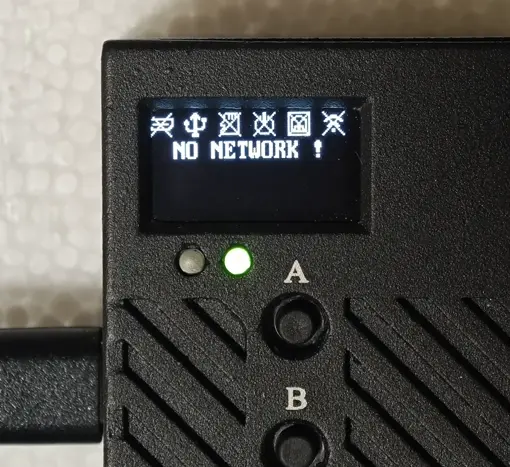 连接USB，显示屏显示